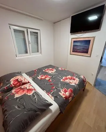 Calypso Biograd Na Moru