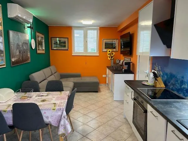 Apartman Calypso Biograd Na Moru